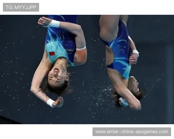 跳水裁判当场看呆:这个动作我们没见过 跳水裁判当场看呆:这个动作我们没见过