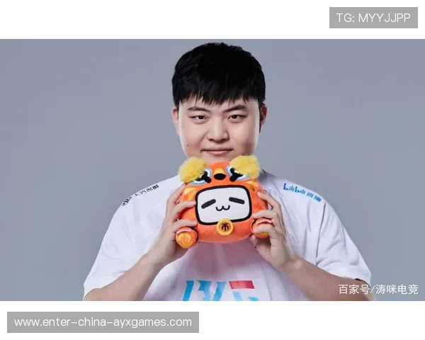 Uzi精神仍在：一代人用热爱照亮赛区天花板