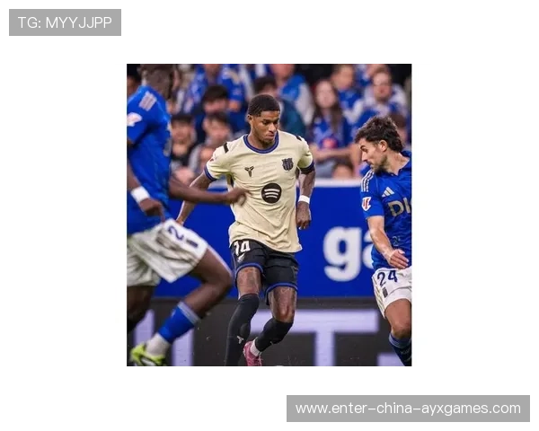 能传能射,拉什福德是本赛季首位进球、助攻均6+的西甲球员,拉什福德踢右边锋 能传能射,拉什福德是本赛季首位进球、助攻均6+的西甲球员,拉什福德踢右边锋