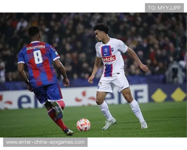 巴黎贝尔纳特边路传中训练增强——打造完美进攻利器的秘诀