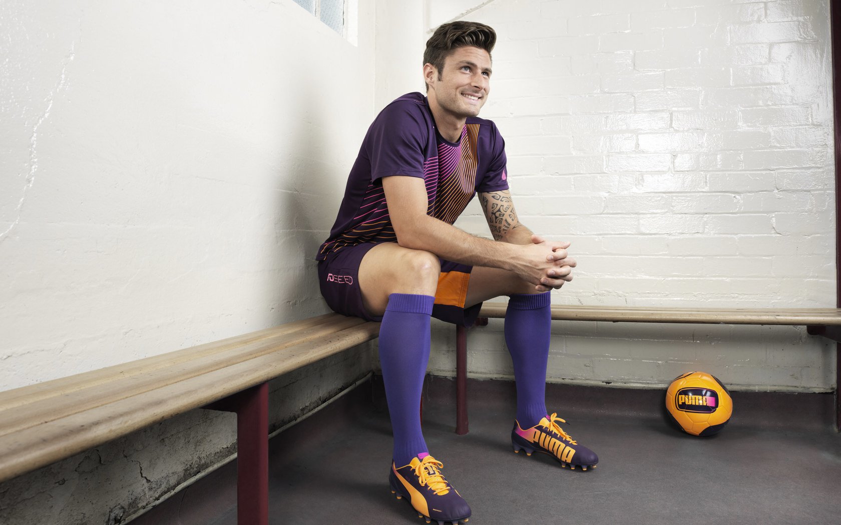 4决赛中点球大战不敌法国,止步八强。,葡萄牙6平1胜拿欧洲杯冠军